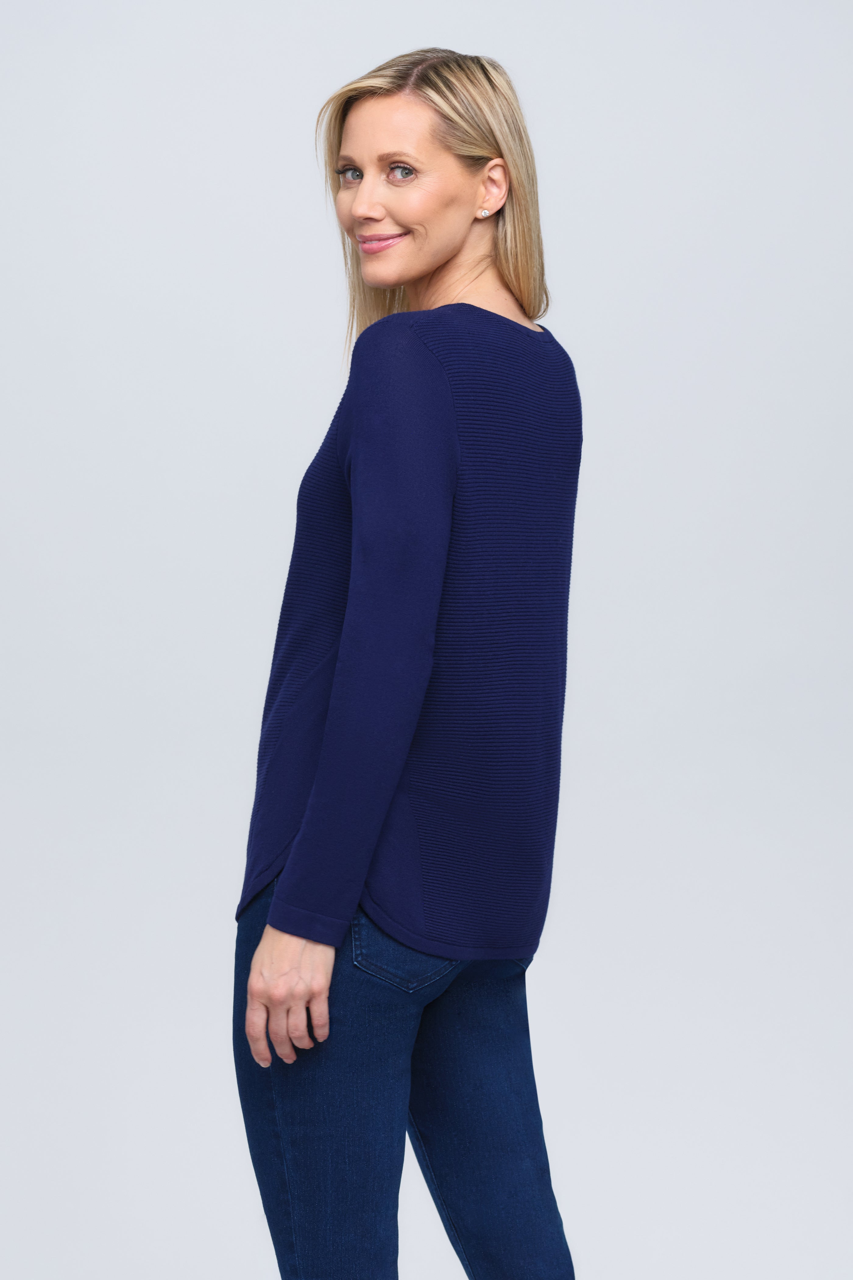 #color_navy