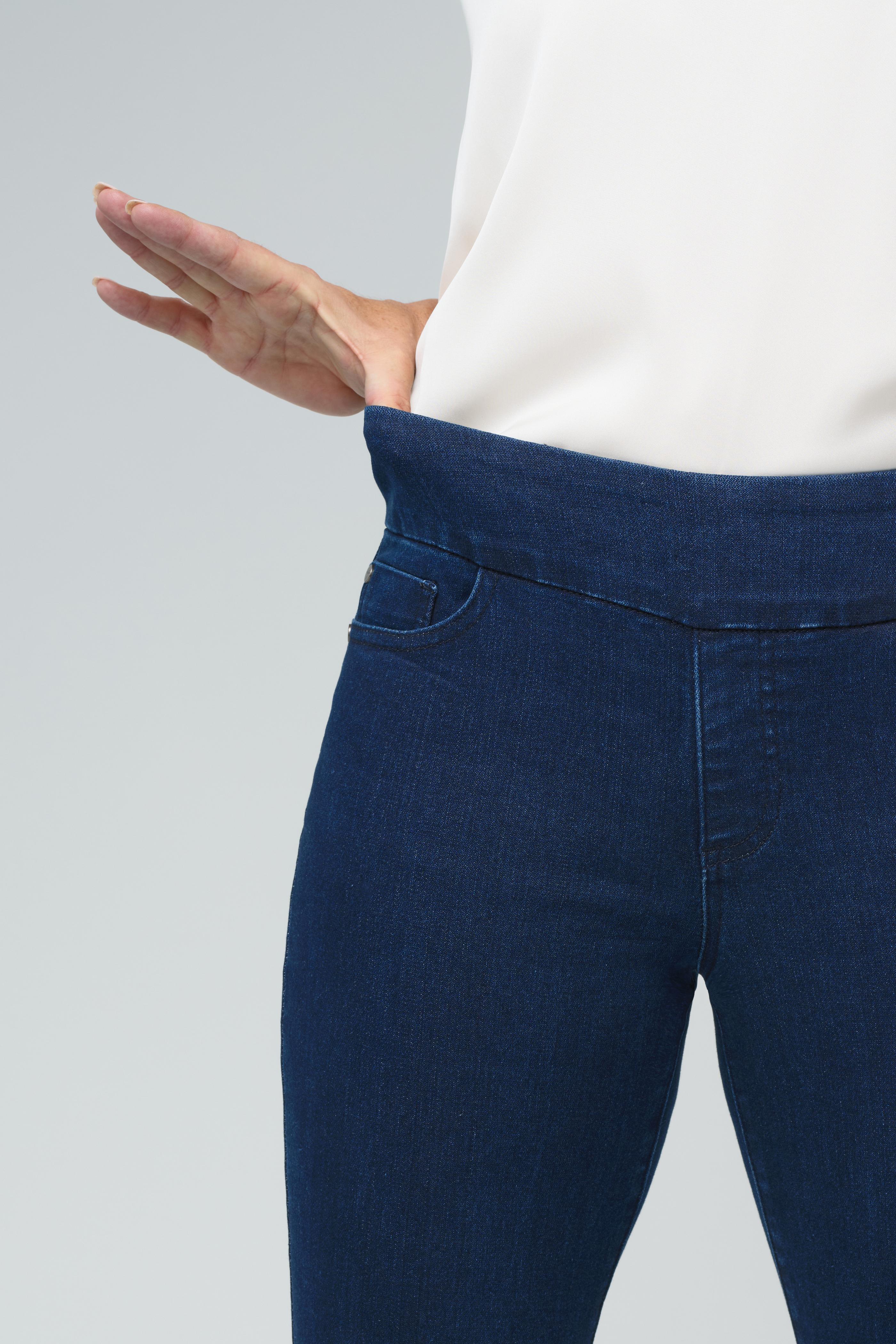 The Magic of Woven Denim: Why Your Blue Faithful Jeans Hold Their Shape (and Yours!)