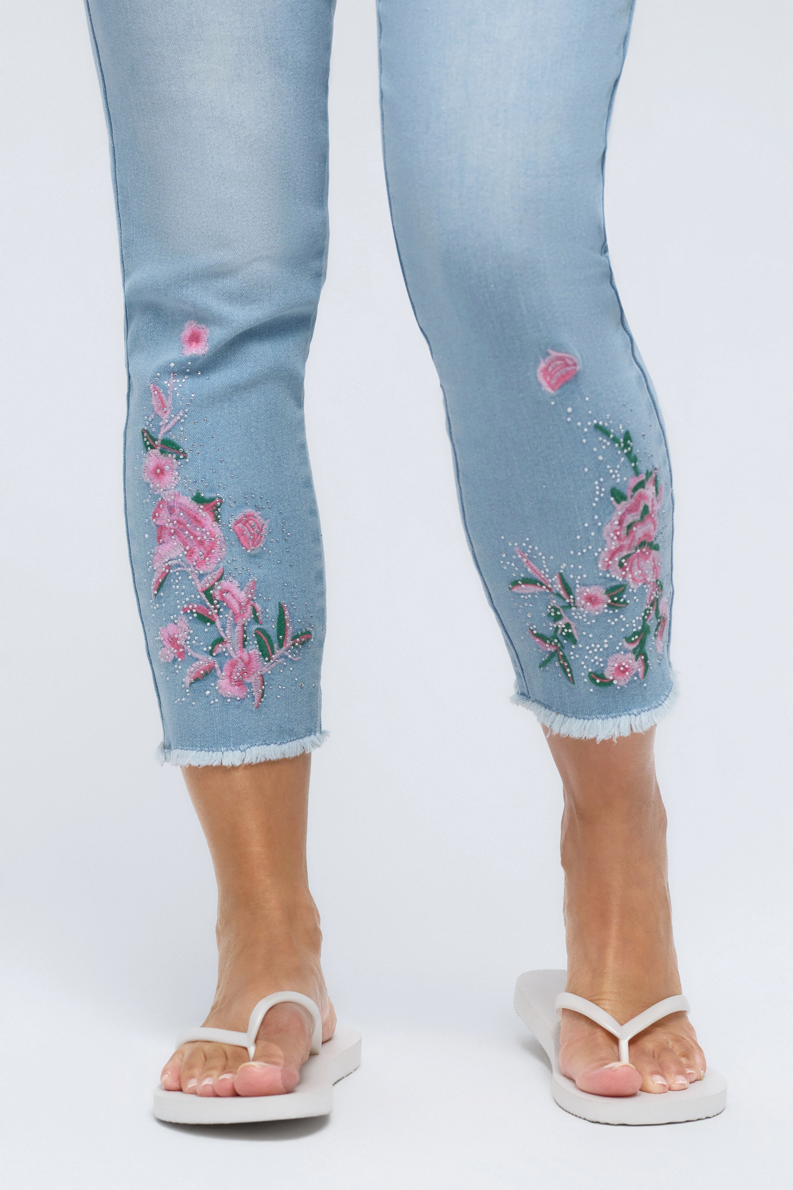 Capri Pull-On Bleach Blue High Rise Jeans With Pink Rose Embroidery