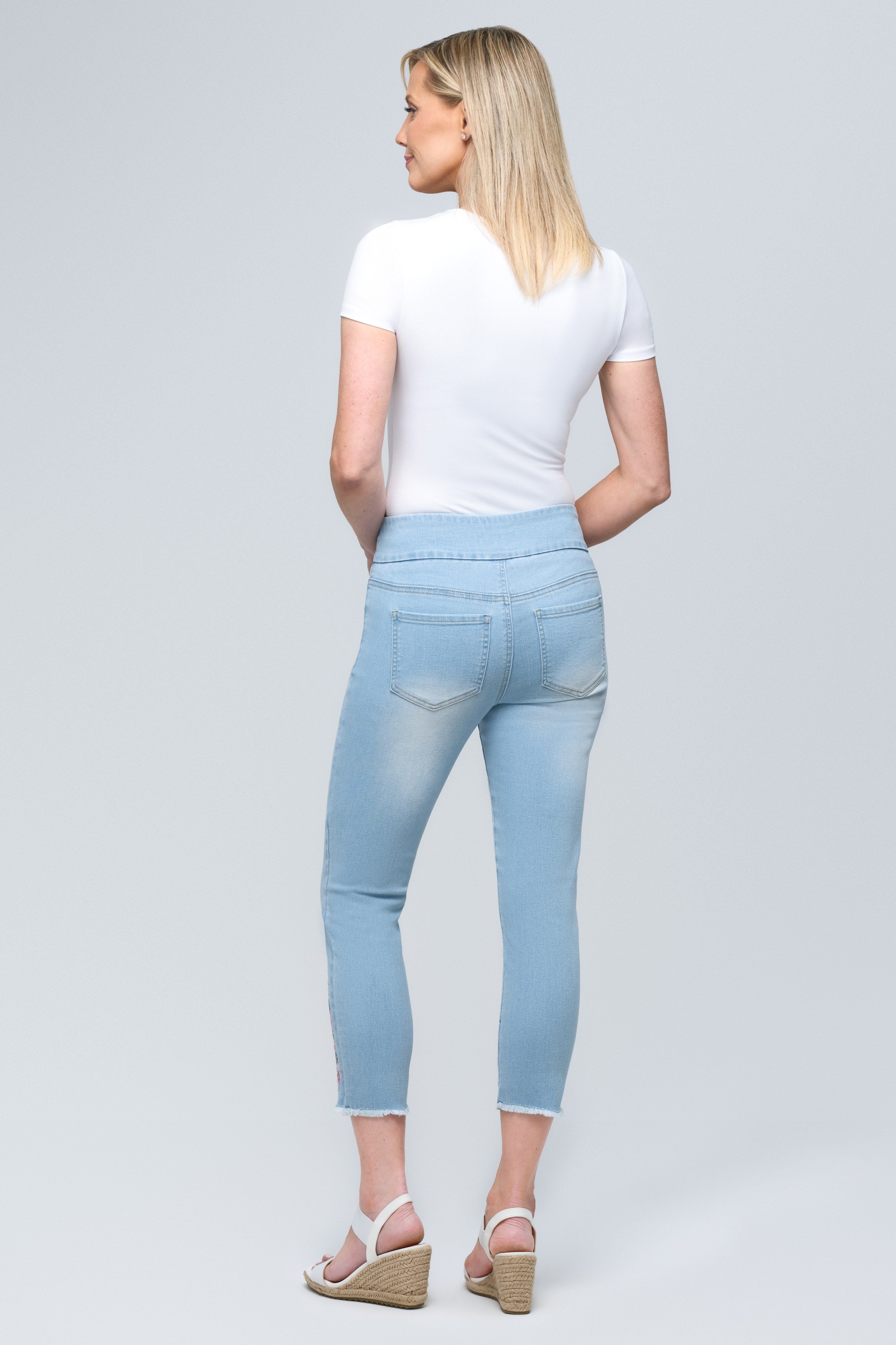 Capri Pull-On Bleach Blue High Rise Jeans With Pink Rose Embroidery